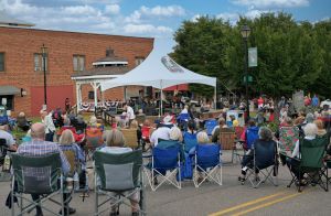Pickin' on the Square -